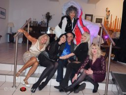 Fashion Show in der Contemplor Galerie Wien am 16. 03. 2024